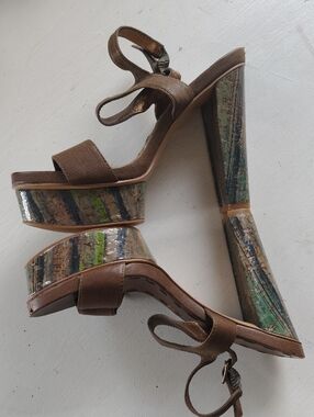 Nine West 2011 Brown Leather Platform Sandals with Multicolor Cork Look Heel
